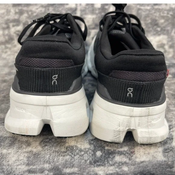 On Cloud runner 2 Women Size 8 Black White Running Shoes Sneakers Athleisure Gym - Picture 3 of 9